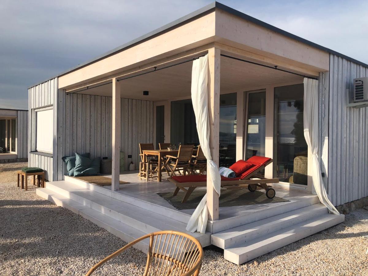 Buqez Eco Resort - Beachfront 20 & House 42 ドラゲ エクステリア 写真