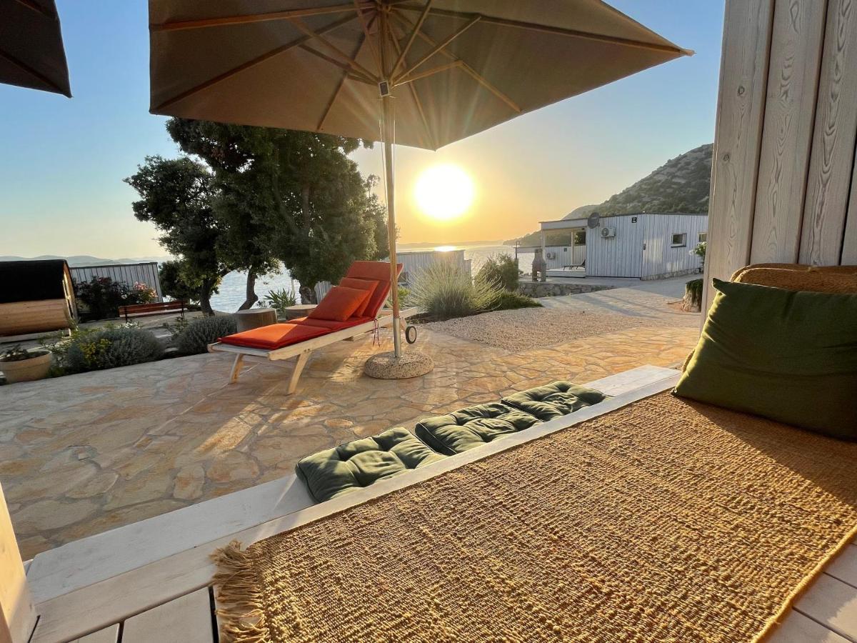 Buqez Eco Resort - Beachfront 20 & House 42 ドラゲ エクステリア 写真