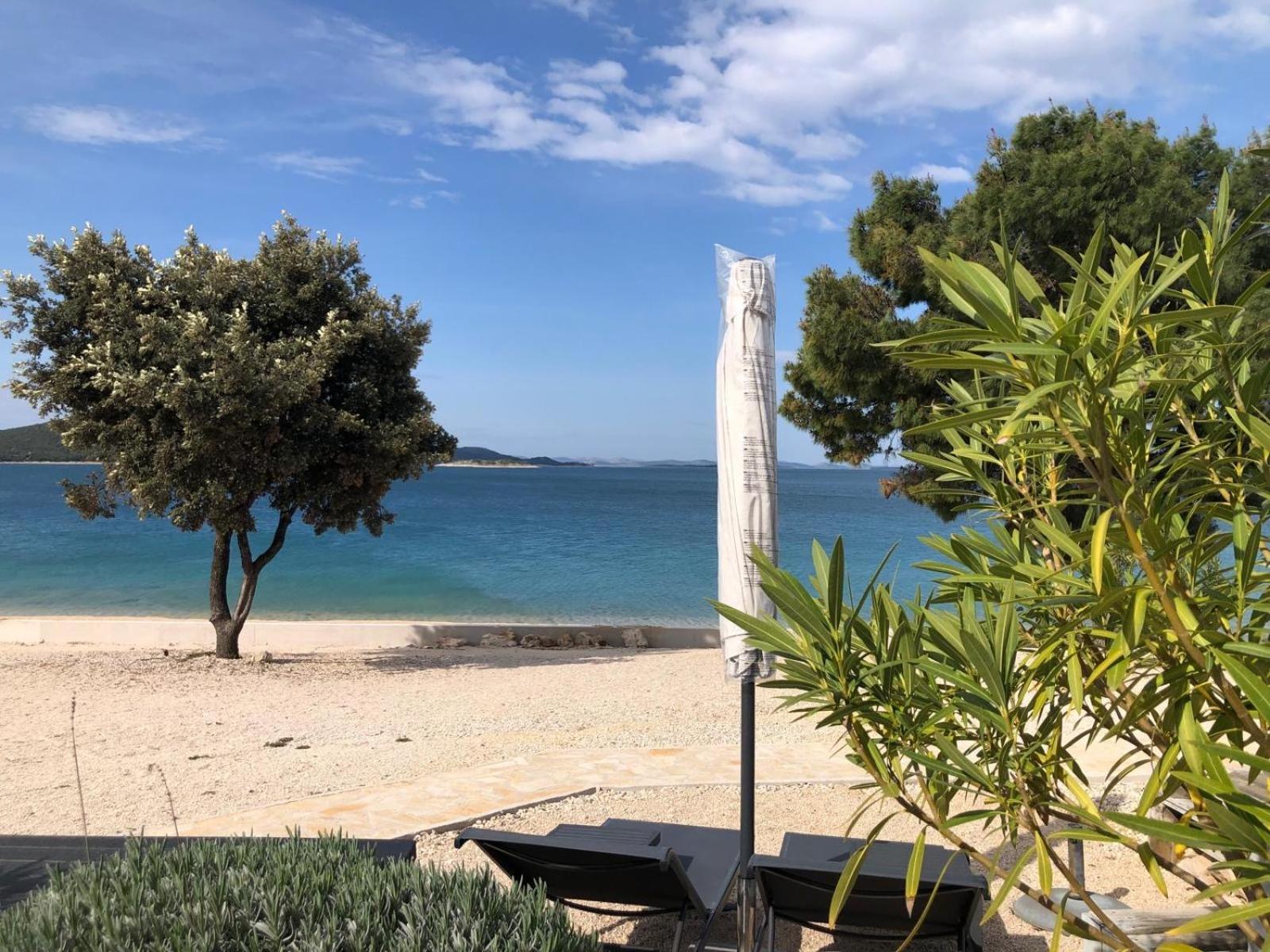 Buqez Eco Resort - Beachfront 20 & House 42 ドラゲ エクステリア 写真